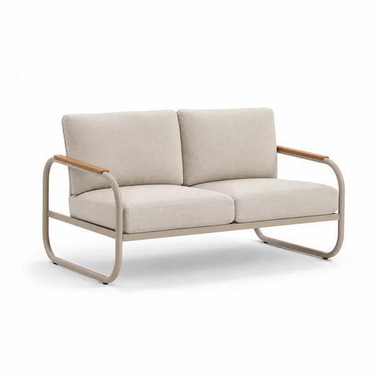 Dwuosobowa sofa zewnętrzna z jasnobeżową tapicerką i stalową ramą