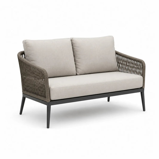 Dwuosobowa sofa z aluminium i plecionką w kolorze beżowym/brązowym